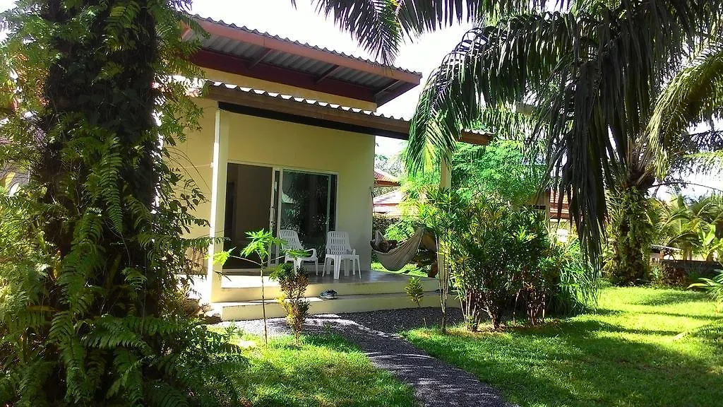 Villa Aathid Garden Khao Lak